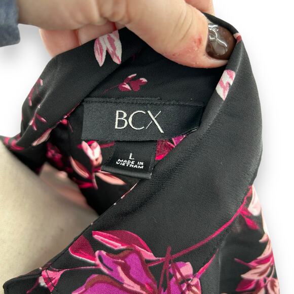 NEW BCX Black Floral Blouse Large Collared Satin Top Dark Flower Office Work - Picture 12 of 14
